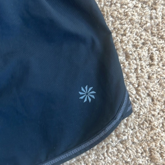 Athleta Paisley Print Black Running Shorts Size Small - Picture 5 of 9